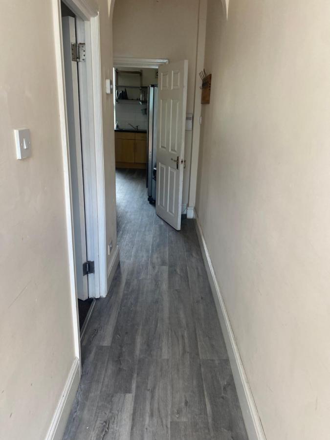 Spacious 4 Bedroom House Near Stokes Croft!! Central!!! Bristol Extérieur photo